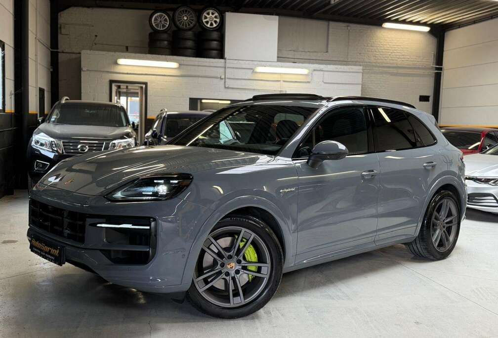 Porsche HYBRID * PANO *SPORT DESIGN *PACK GTS *TVA