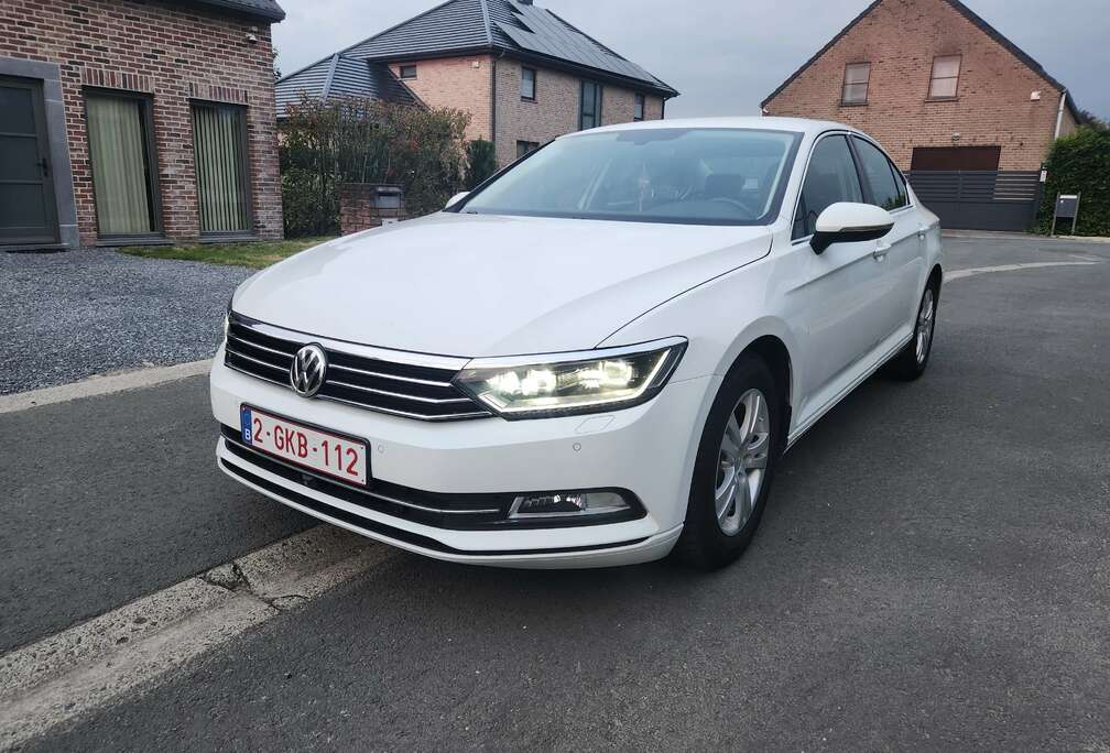 Volkswagen Passat 1.6 CR TDi Highline