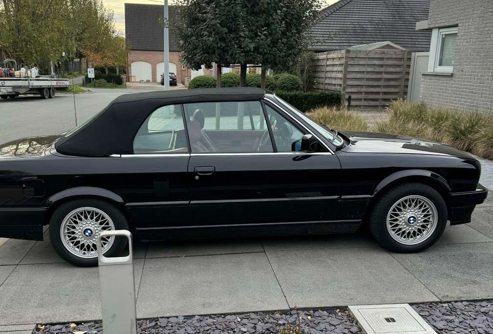 BMW E30 cabrio 1992 sportautomaat 119800km