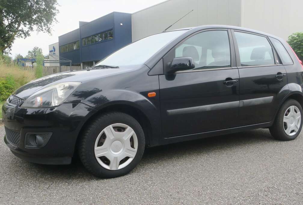 Ford 1.6 Turbo TDCi 16v Ghia