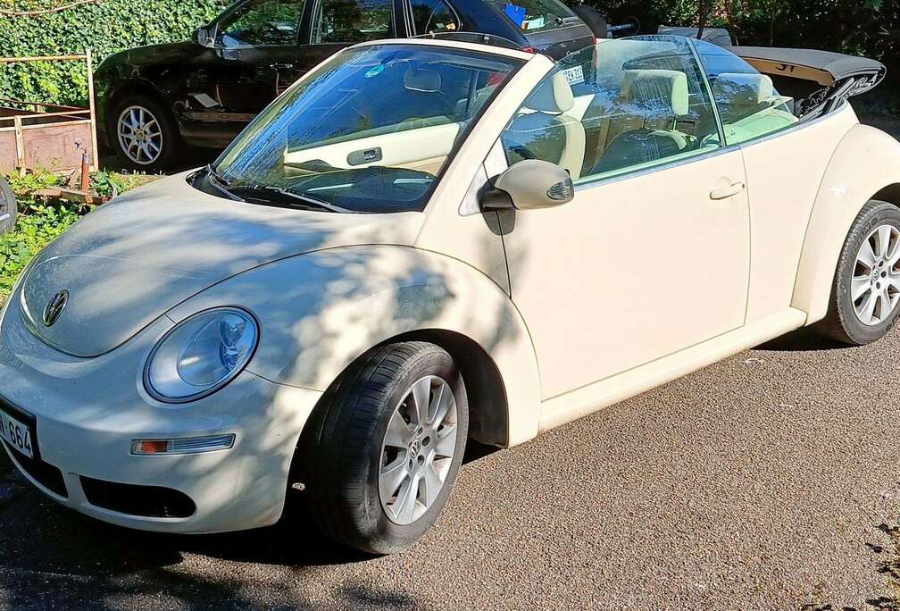 Volkswagen New Beetle Cabrio