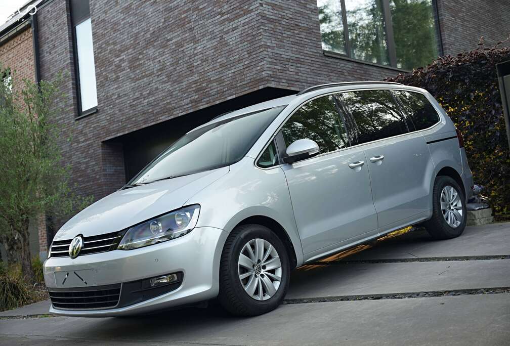 Volkswagen 2.0 TDi Comfortline DSG 7 Plaatsen/Navi/ACC/ParkS