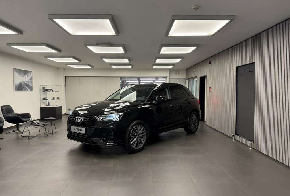 Audi S line 40 TFSI quattro 190 CH / 140 kW S tronic