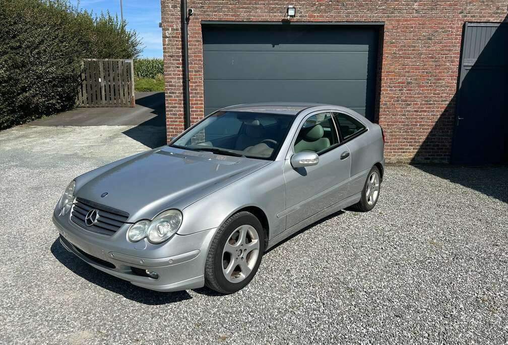 Mercedes-Benz Coupe Kompressor/EURO4/GARANTIE 12MOIS/CAR PASS/CT