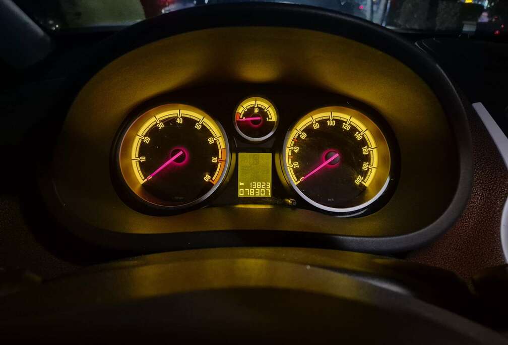 Opel 1.2 16V (ecoFLEX) Easytronic Edition