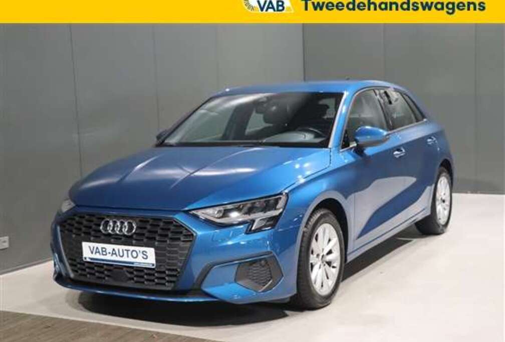 Audi sportback 30 tfsi business edition attraction s-tronic