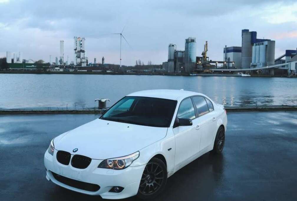 BMW 525i Aut.