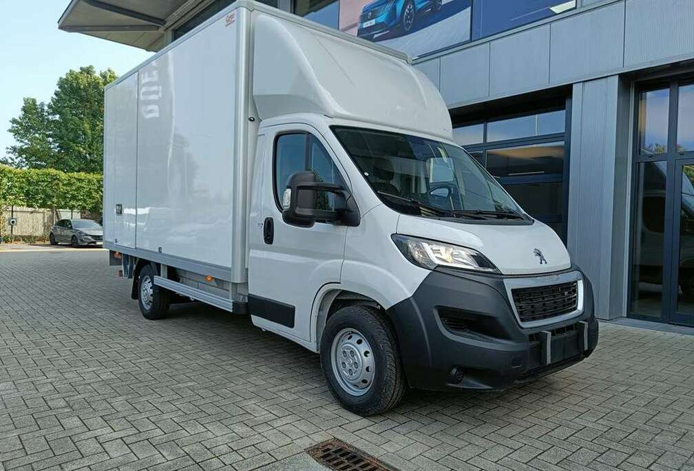 Peugeot Gesloten Laadkast 420 cm POLY LUXE + Laadklep 435