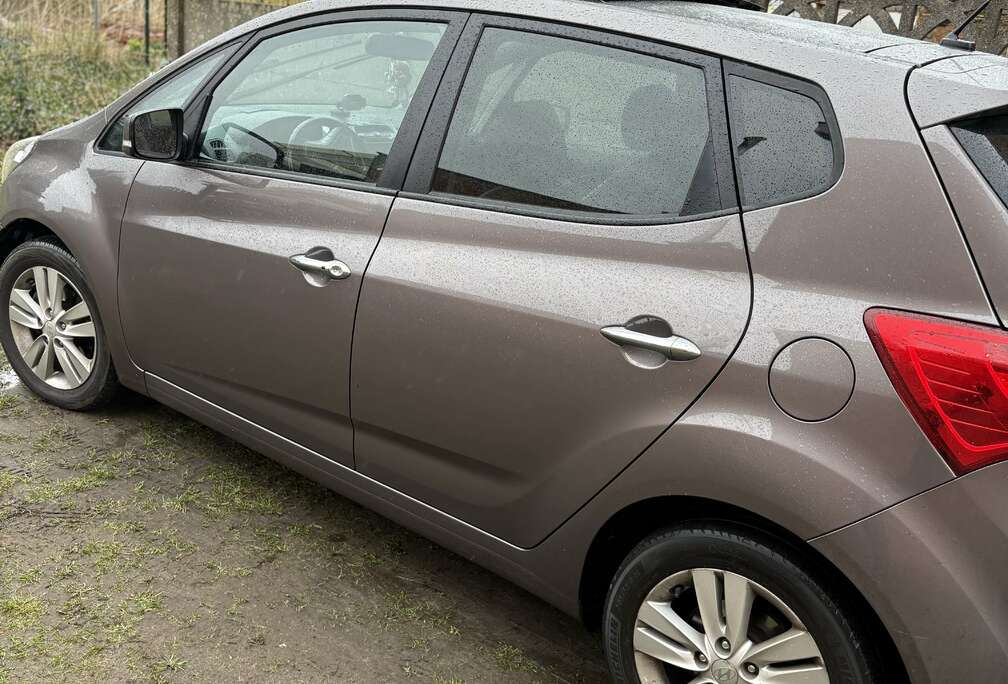 Hyundai 1.6 CRDi Trend