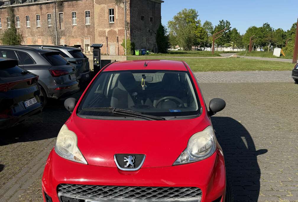 Peugeot 1.0i 12v Urban