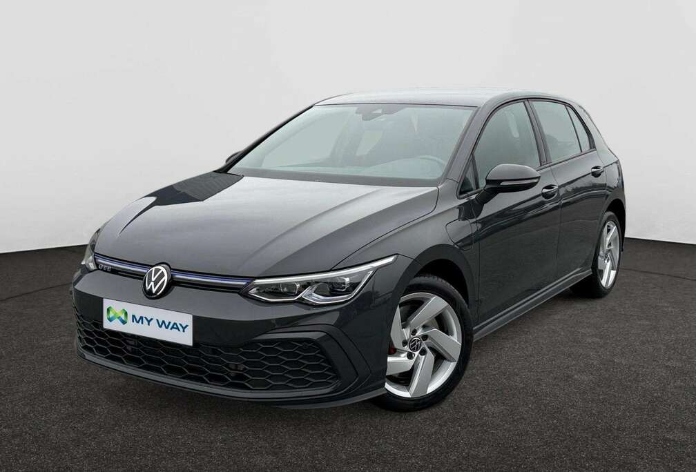 Volkswagen Golf GTE eHybrid (245 pk) AUTOMAAT /// Zetelverwarming vooraan /// Stuurverwarming ///