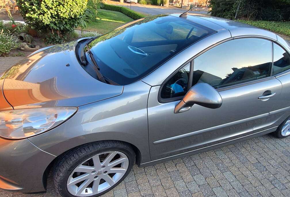 Peugeot 207 CC 1.6i 16v Roland Garros