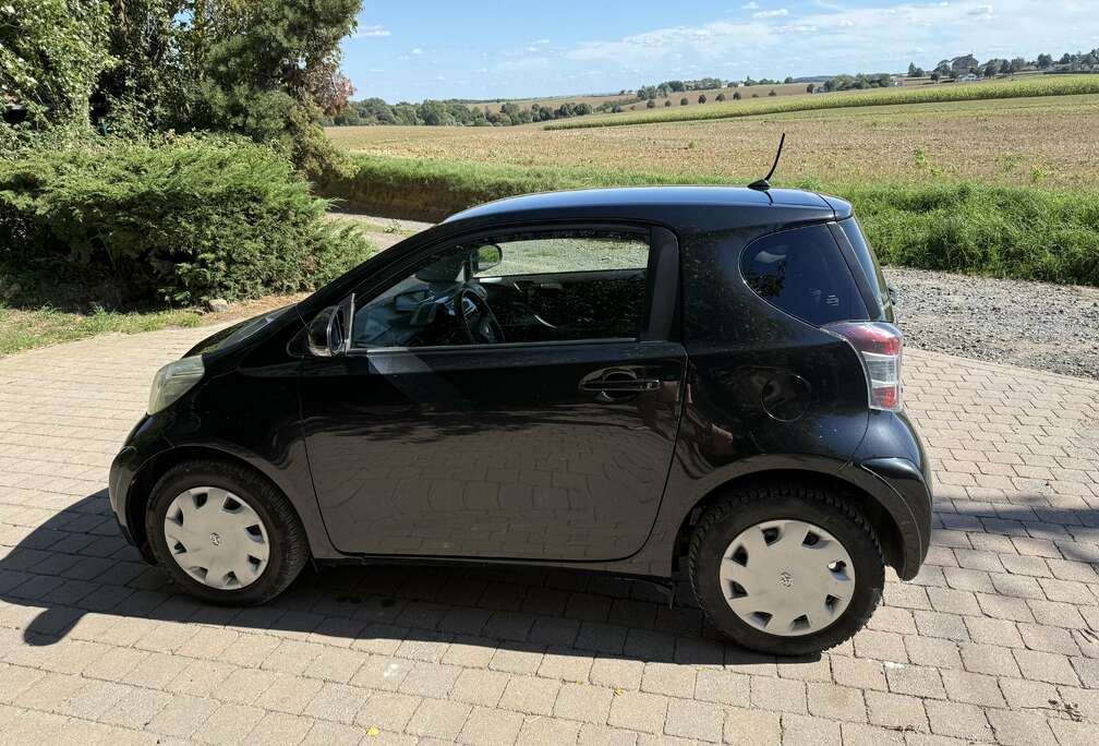 Toyota 1.0i VVT-i Terra