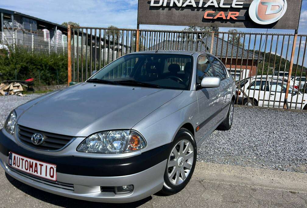 Toyota 1.8i VVT-i 16v Linea Sol Automatique - Prix export
