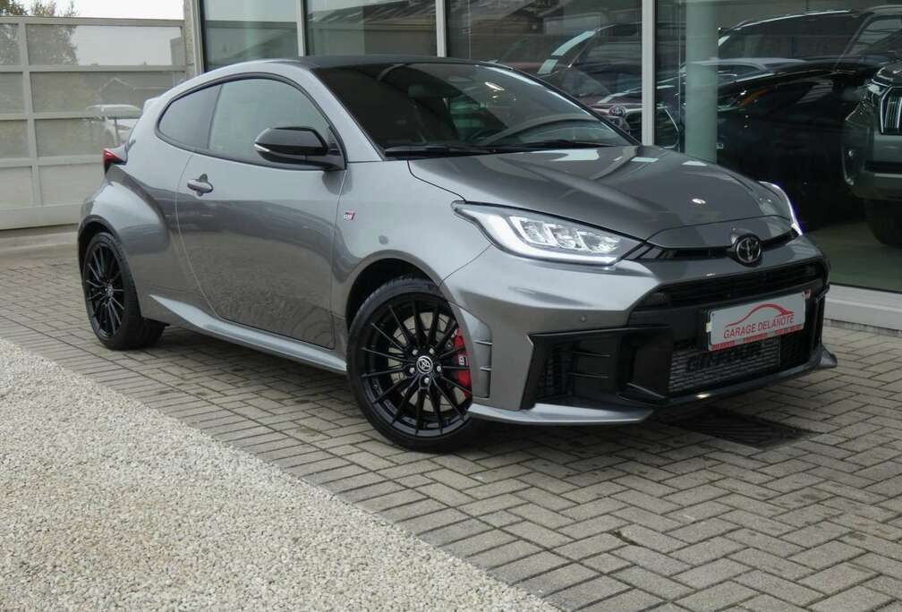 Toyota GR 280pk High Performance +Sperdiff +Premium pack