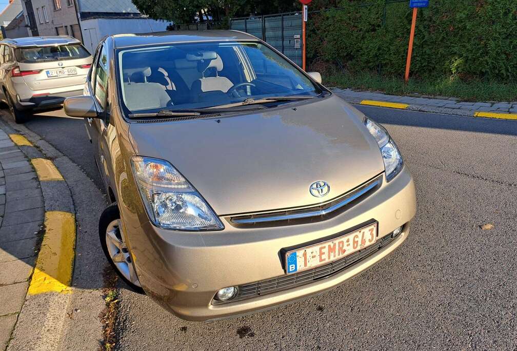 Toyota Hybrid 1.5i VVT-i 16v THS Sol Pack