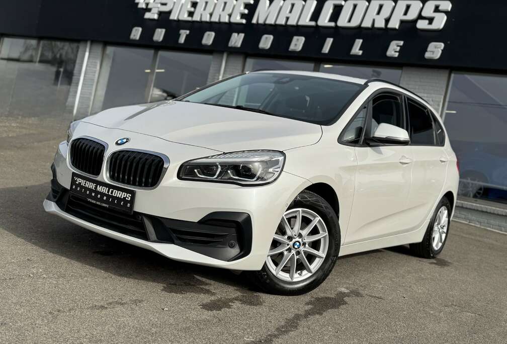 BMW Active Tourer / NAV / PANO / LED / BLUETOOTH