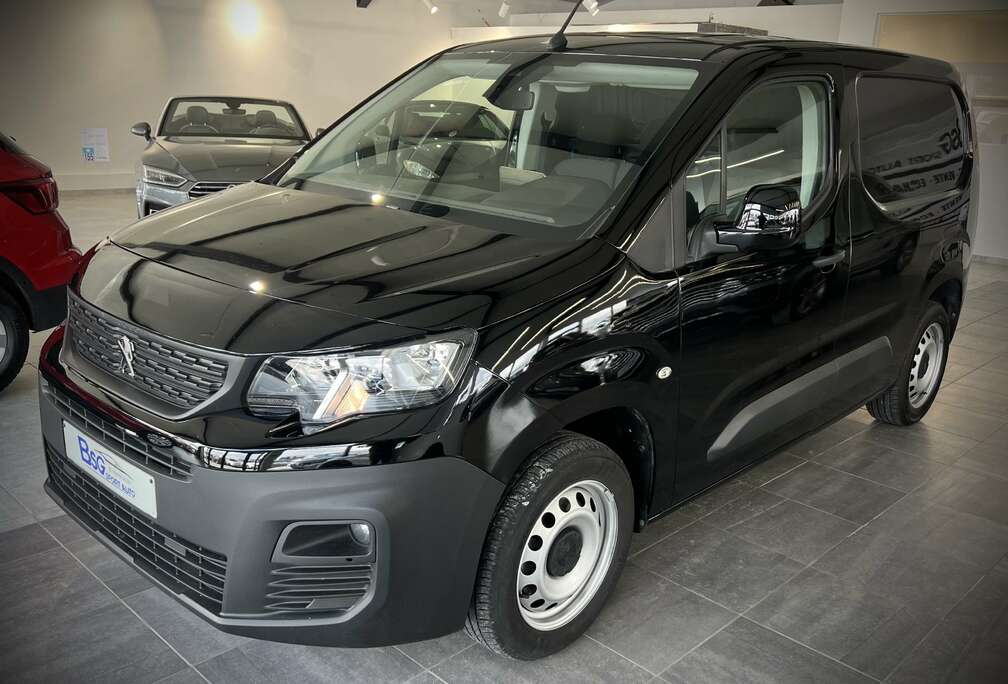 Peugeot 1.5 BlueHDi L1*BOITE AUTO*3 PLACES*CLIM*CARPLAY