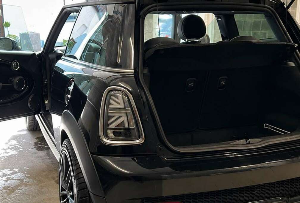 MINI