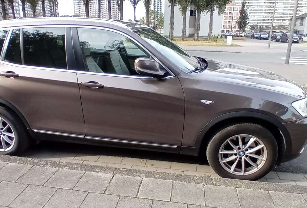 BMW X3 xDrive20i