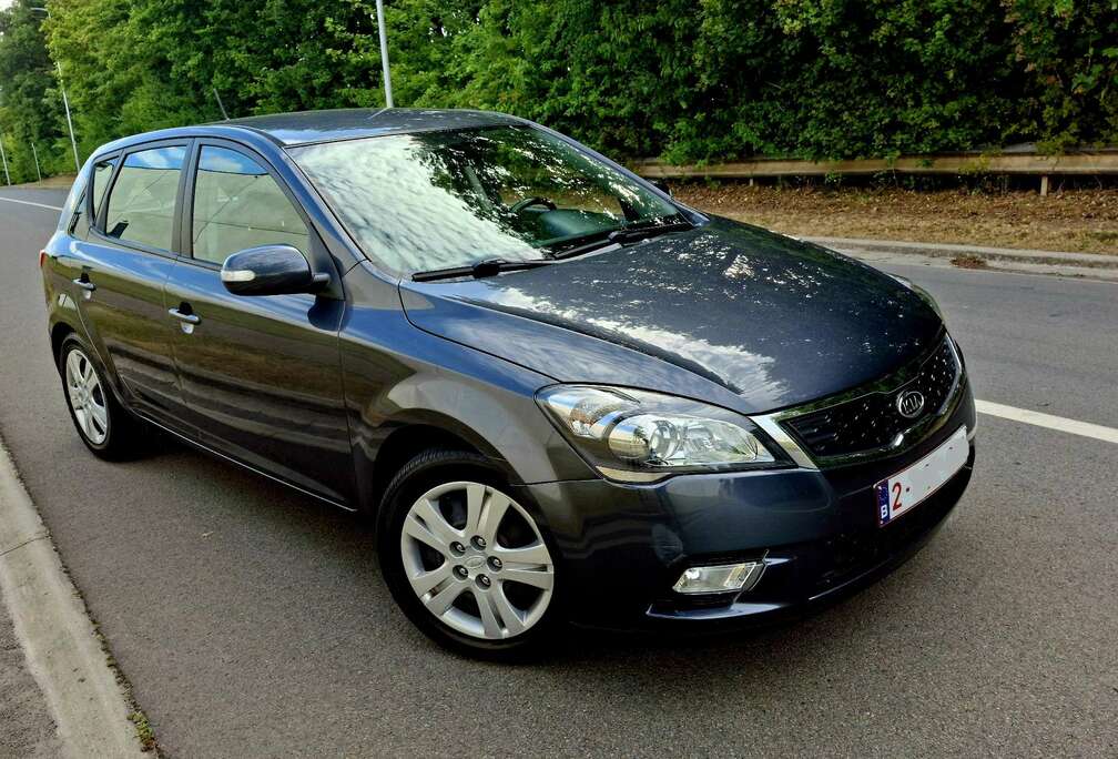 Kia 1.4i 77kw - 2010 - 116.000km - super état