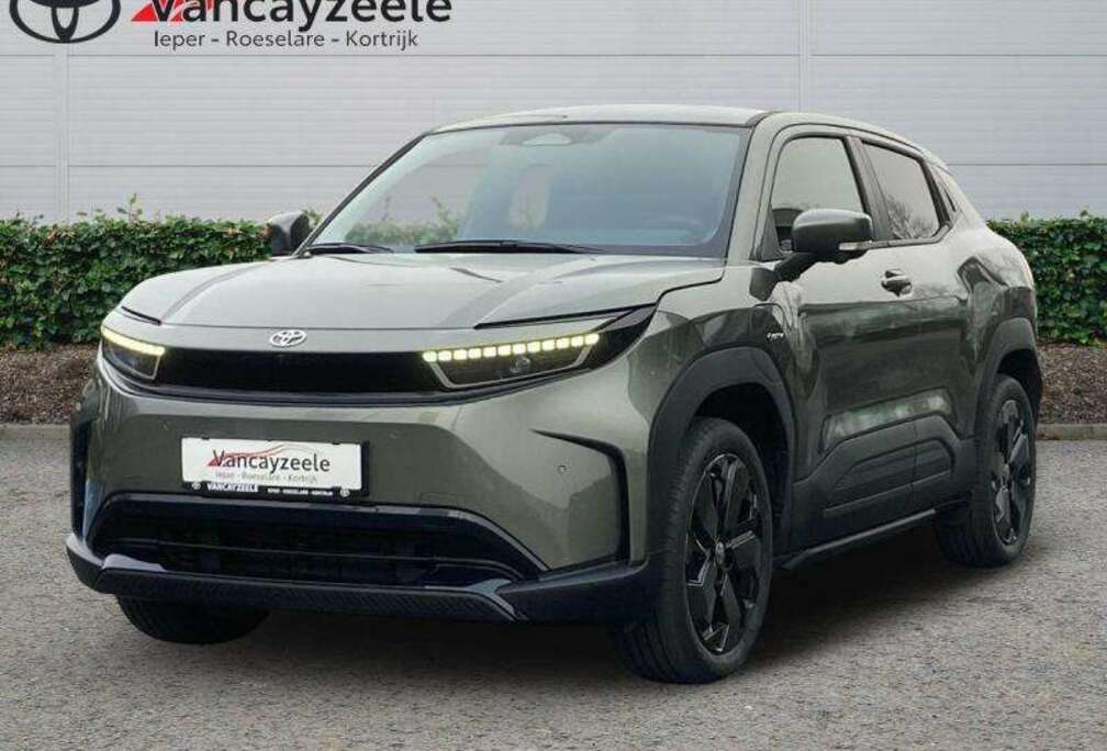 Toyota Style+360cam+gps+sens V&A+JBL