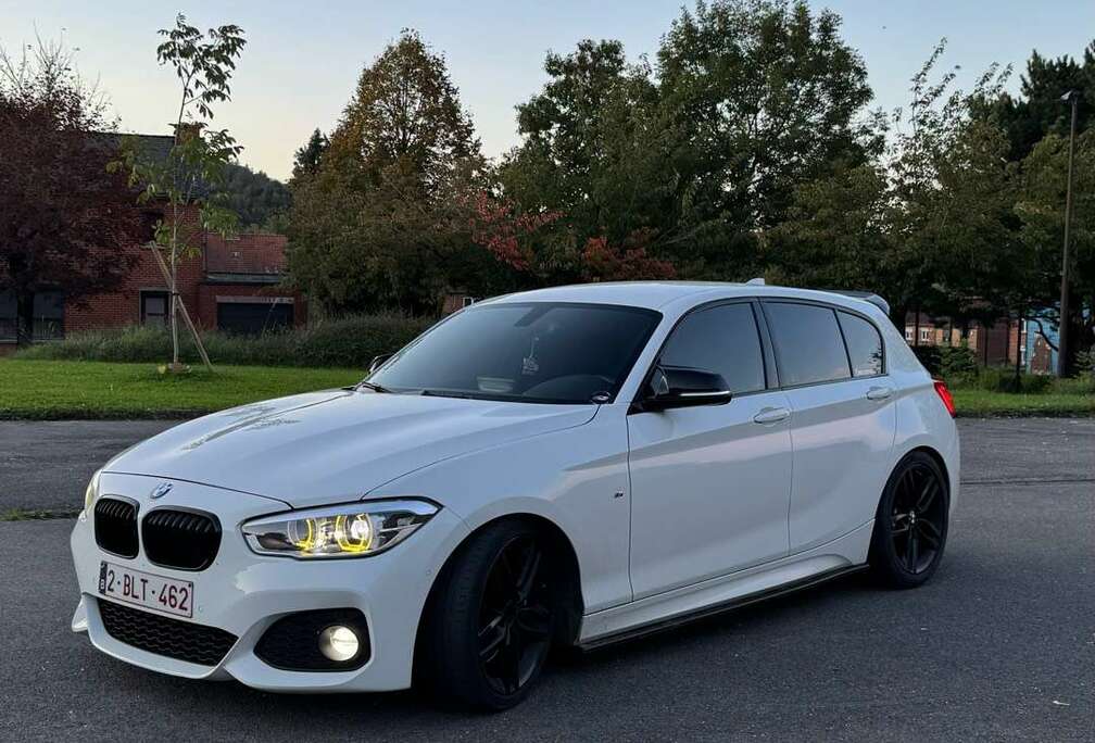 BMW 120iA