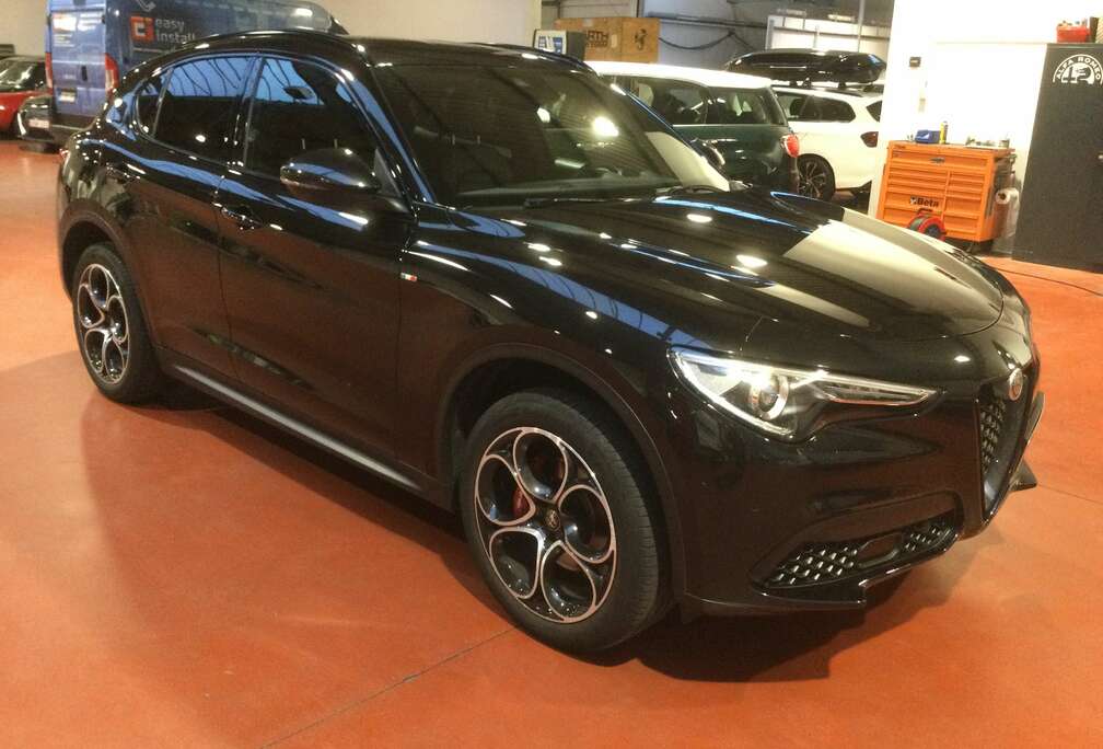 Alfa Romeo Stelvio 2.0 T AWD Super (EU6d-TEMP)