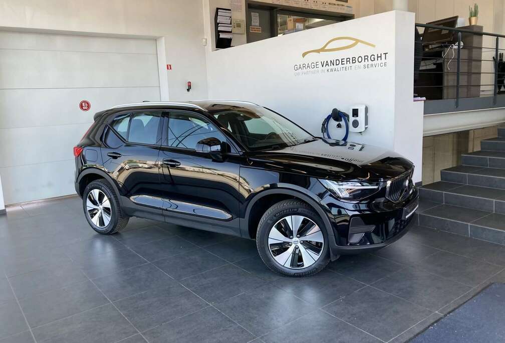Volvo CORE B3 MHEV AUTOMAAT LEDER  26000KM