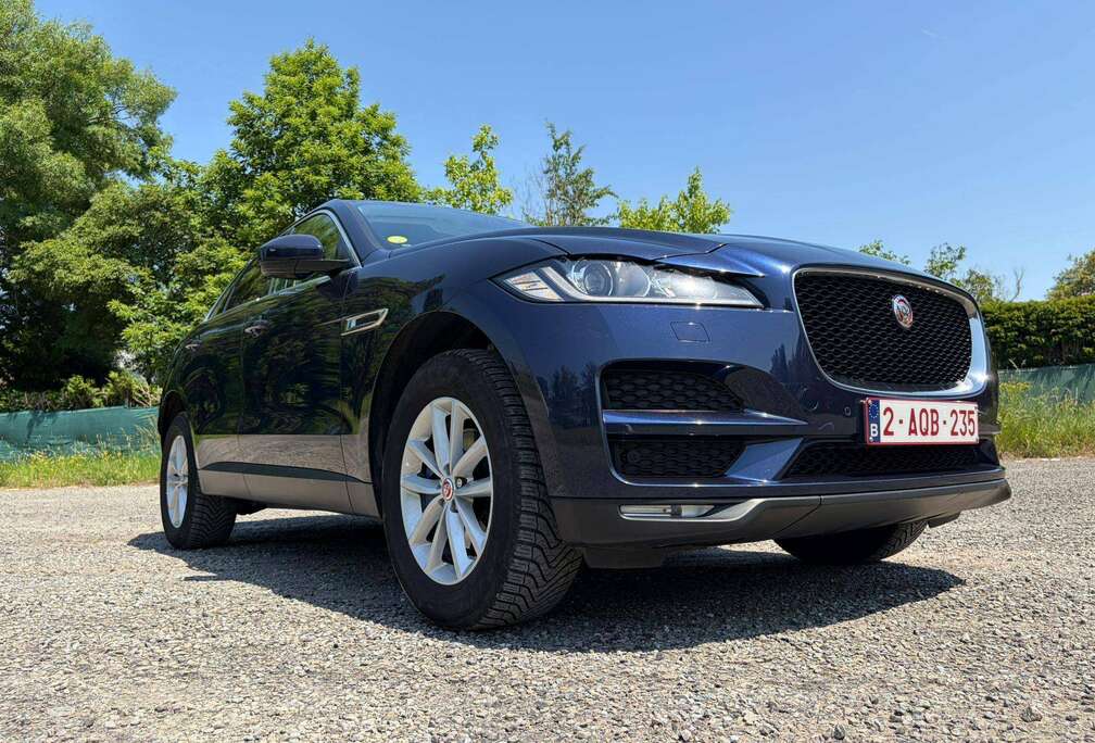 Jaguar F-Pace 2.0 D AWD Portfolio
