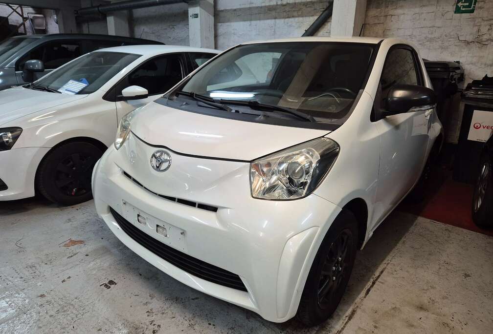 Toyota 1.0i VVT   127000 KM   CT ET CAR PASS  OK.GARANTIE