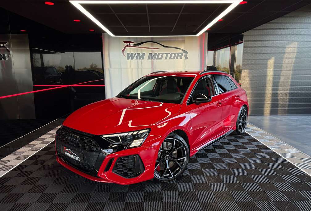 Audi RS3 Sportback 2.5 TFSI Quattro S tronic // B&O