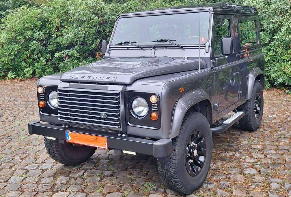 Land Rover Defender 2.2 Turbo - D S DPF