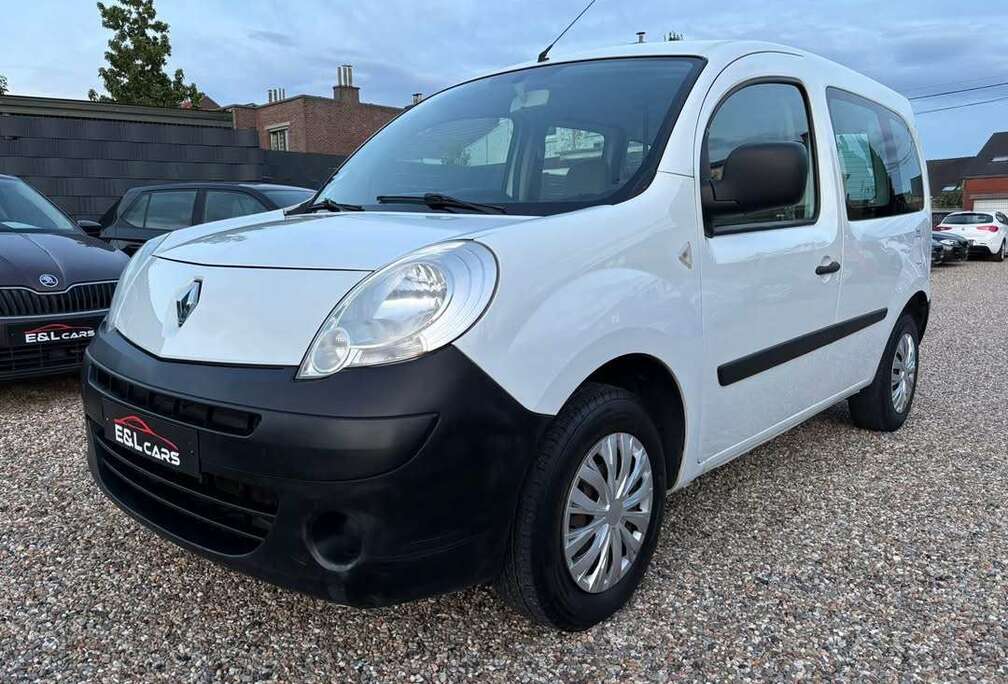 Renault 1.5 dCi **12 mois de garantie**