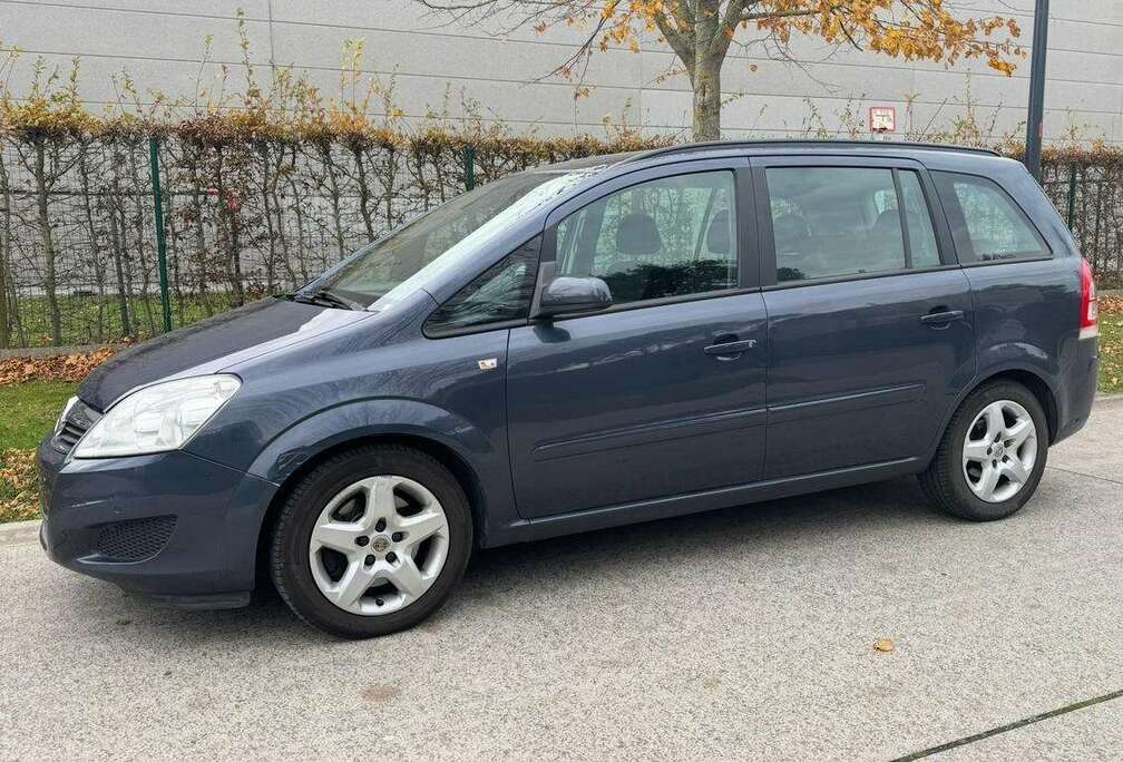 Opel Zafira 1.7 CDTi Cosmo DPF