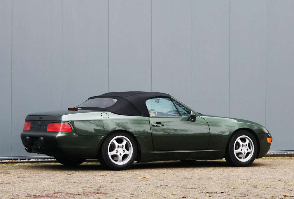 Porsche 968