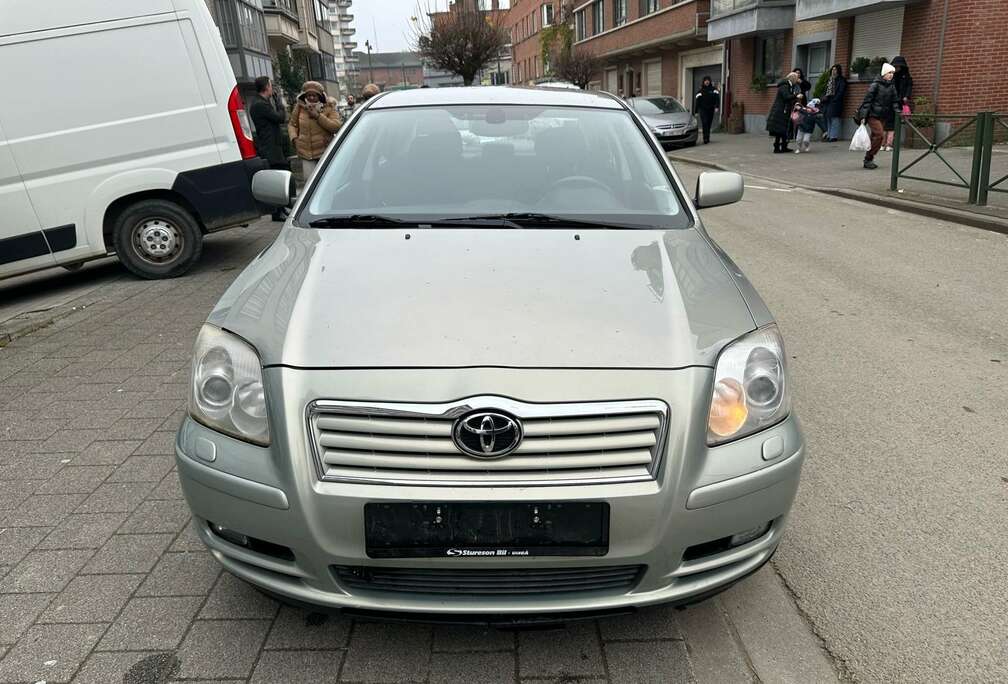 Toyota 1.8i VVT-i 16v Linea Sol *EXPORT*