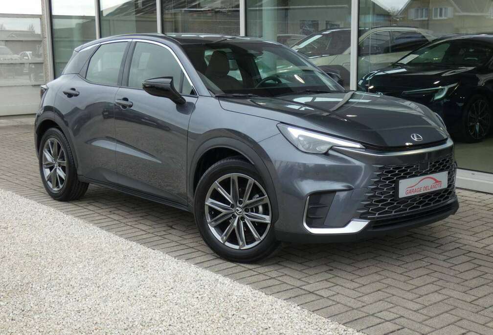 Lexus Hybrid Elegant +BRUIN LEDER +Stuur&Zetelverwarming +GPS +Dodehoek +Parkeersensoren