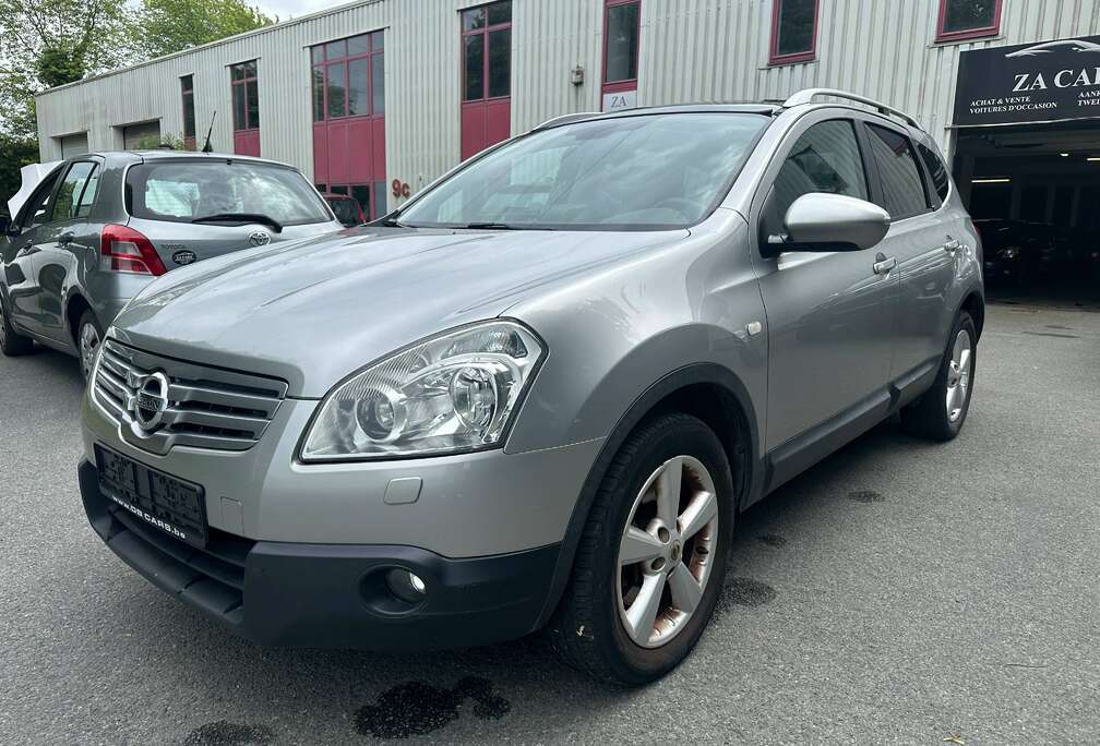 Nissan Qashqai 2 2.0 dCi 2WD Tekna Execut