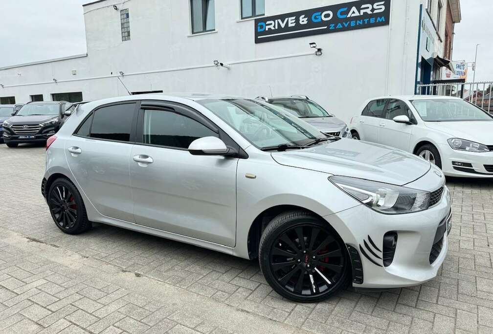 Kia 1.2i Benzine - CarPlay ** 1 JAAR GARANTIE **