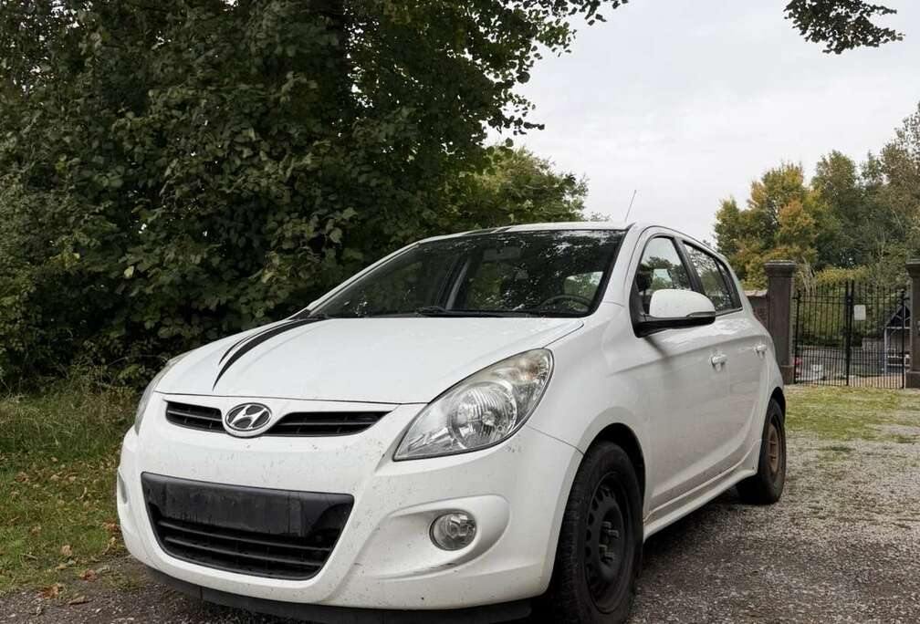Hyundai 1.4 CRDi Lounge