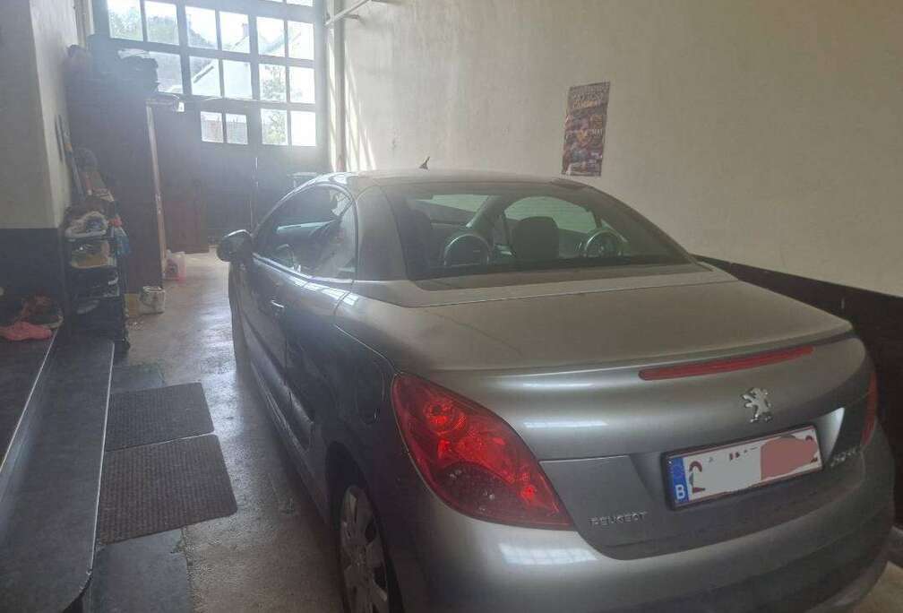 Peugeot 207 CC 1.6 HDi Pack FAP