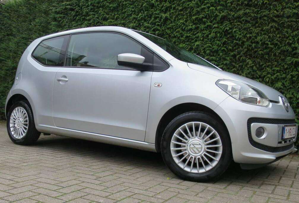 Volkswagen Up! 1.0i High up!