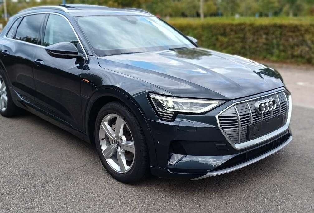 Audi 50 quattro Launch Edition Plus Advanced