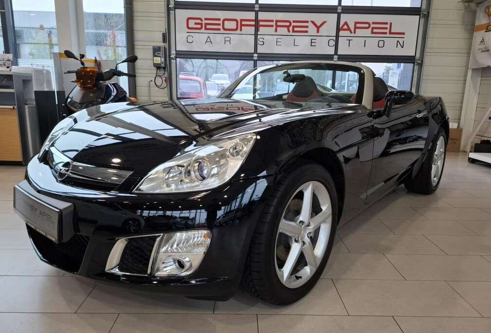 Opel 2.0 TURBO original 4000km 1 HAND