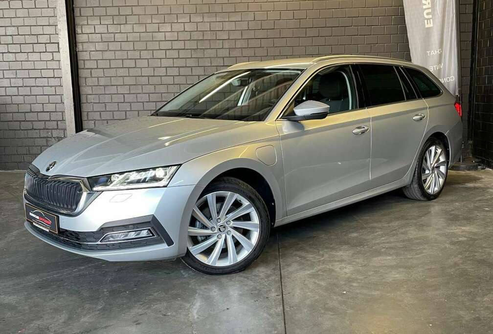 Skoda Combi Estate Style PHEV 204CV TSI iV DSG6