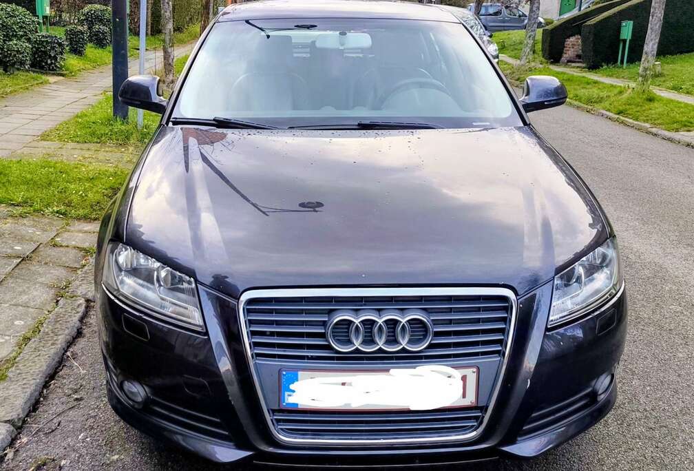 Audi Sportback 1.6 TDI 105 DPF Full options