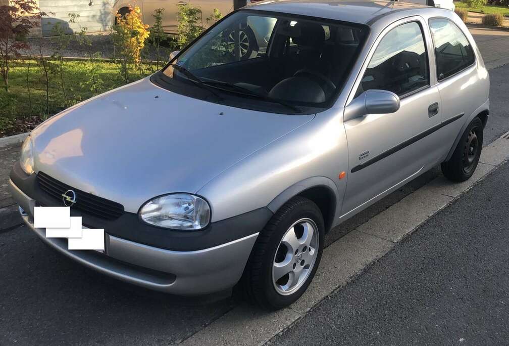 Opel 1.0i XE 12v Edition 2000