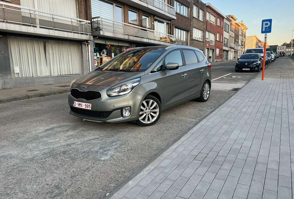 Kia Carens 1.7 CRDI Business Line ISG