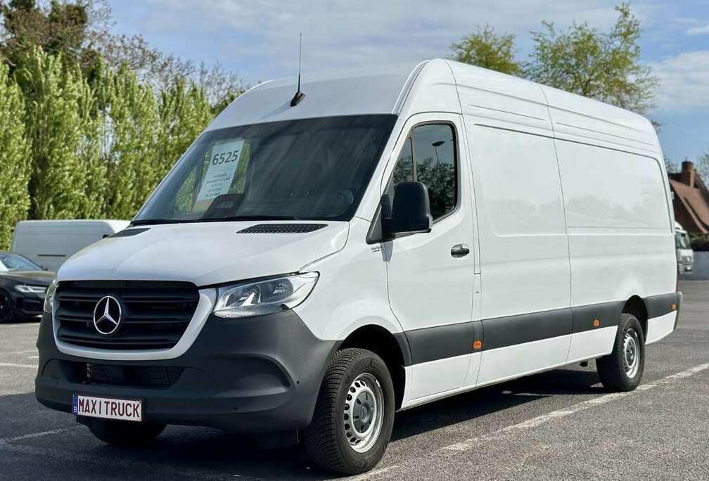 Mercedes-Benz 317 L3H2 AUTOMAAT - 35.000€ - Leasing 1.243€/M